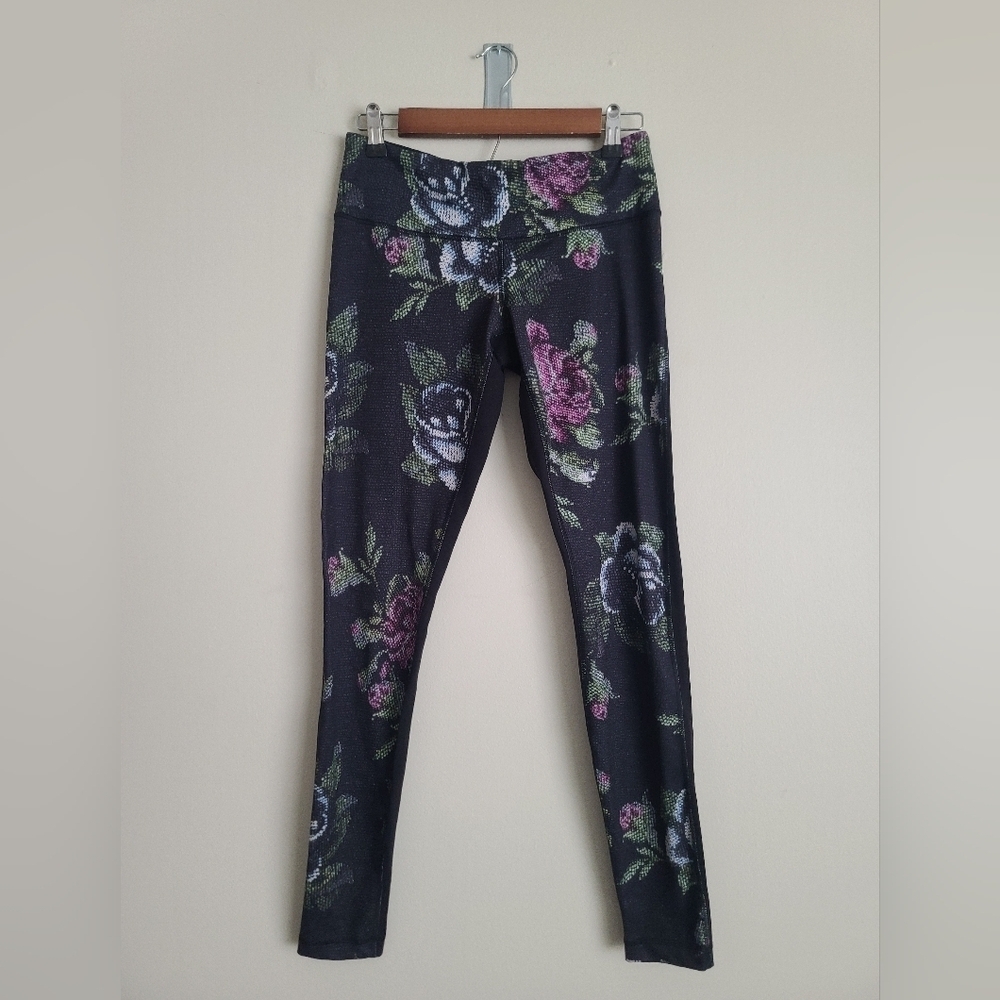 Lululemon Wunder Under Pant Full-On Luon – Size 8 Garden Party